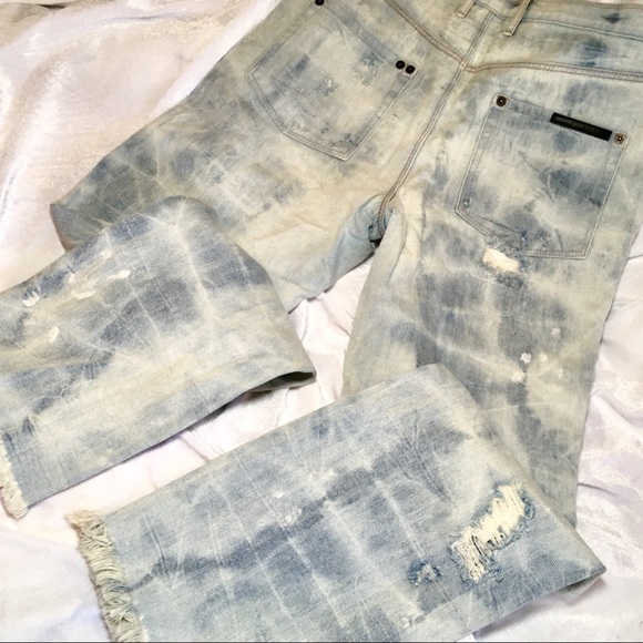 Designer distressed jeans - Picture 3 of 4